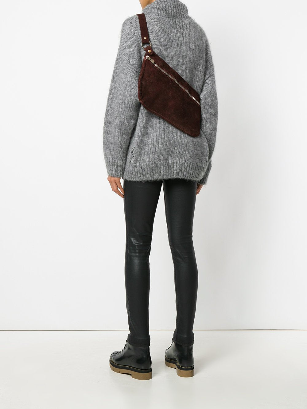 Q10 Soft Horse Reverse Belt Bag
