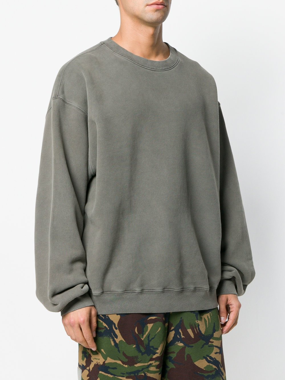 Crewneck Gravel