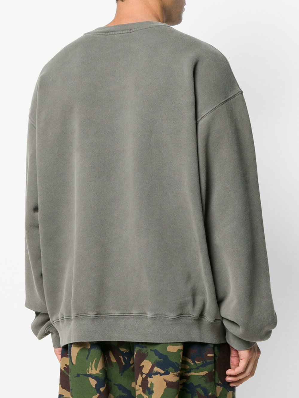 Crewneck Gravel